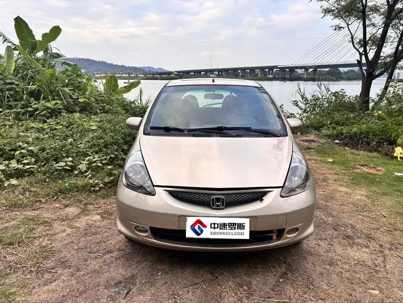 Fit 2007 1.5L Manual Standard Edition — 2