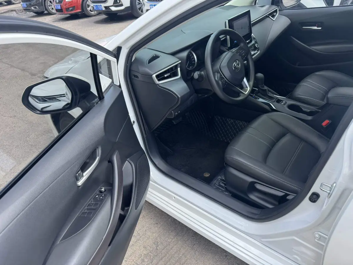 Corolla 2021 TNGA 1.5L CVT Elite Edition — 11
