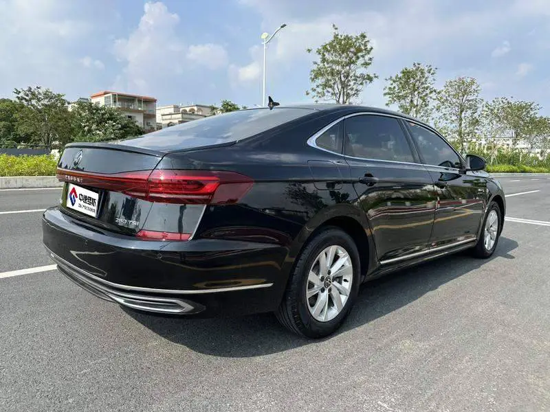 Passat 2023 280TSI Business Edition — 7