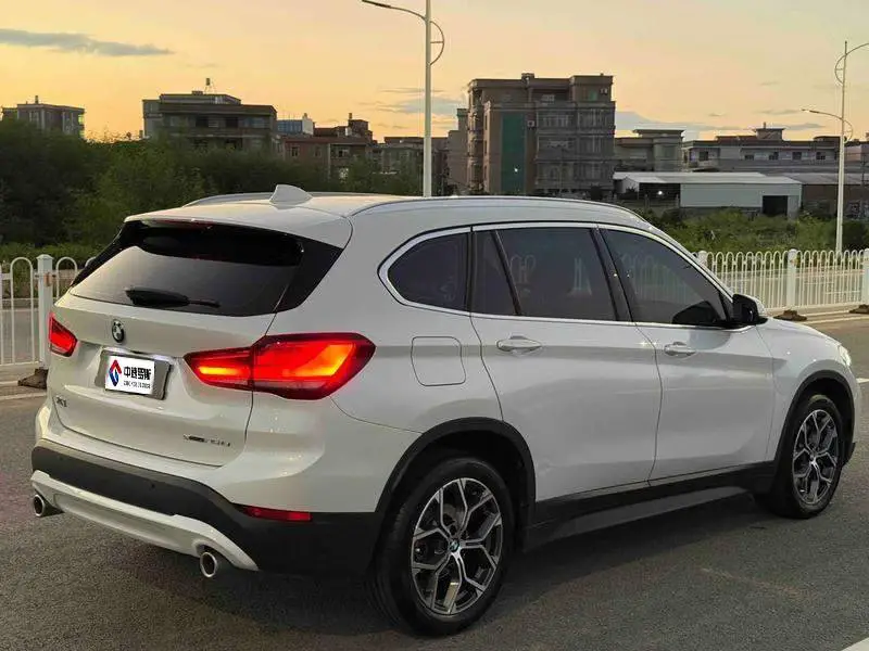 BMW X1 2022 sDrive25Li Leading Edition — 6