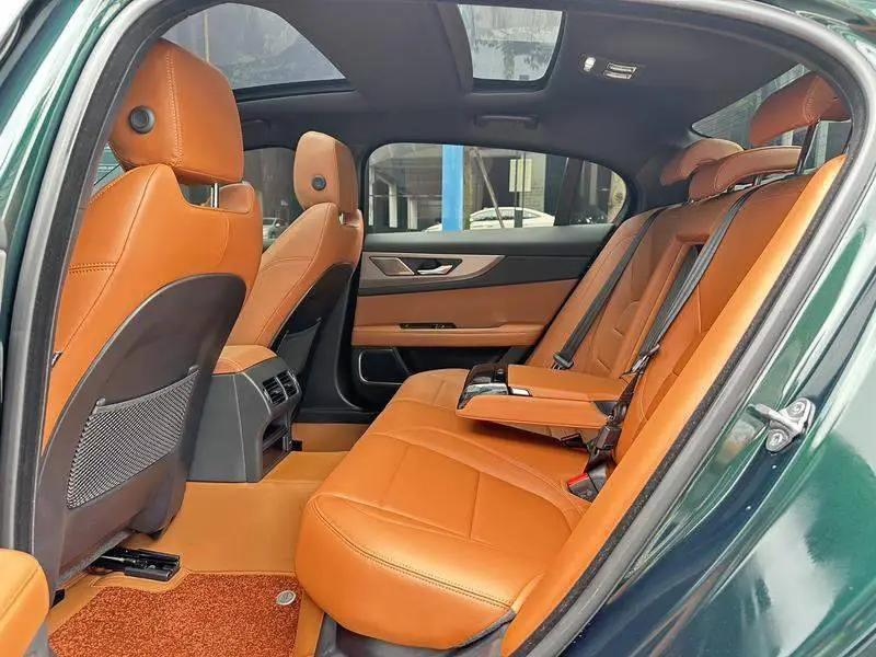 Jaguar XEL 2025 R-DYNAMIC 90th Anniversary Edition 2.0T 250PS — 20