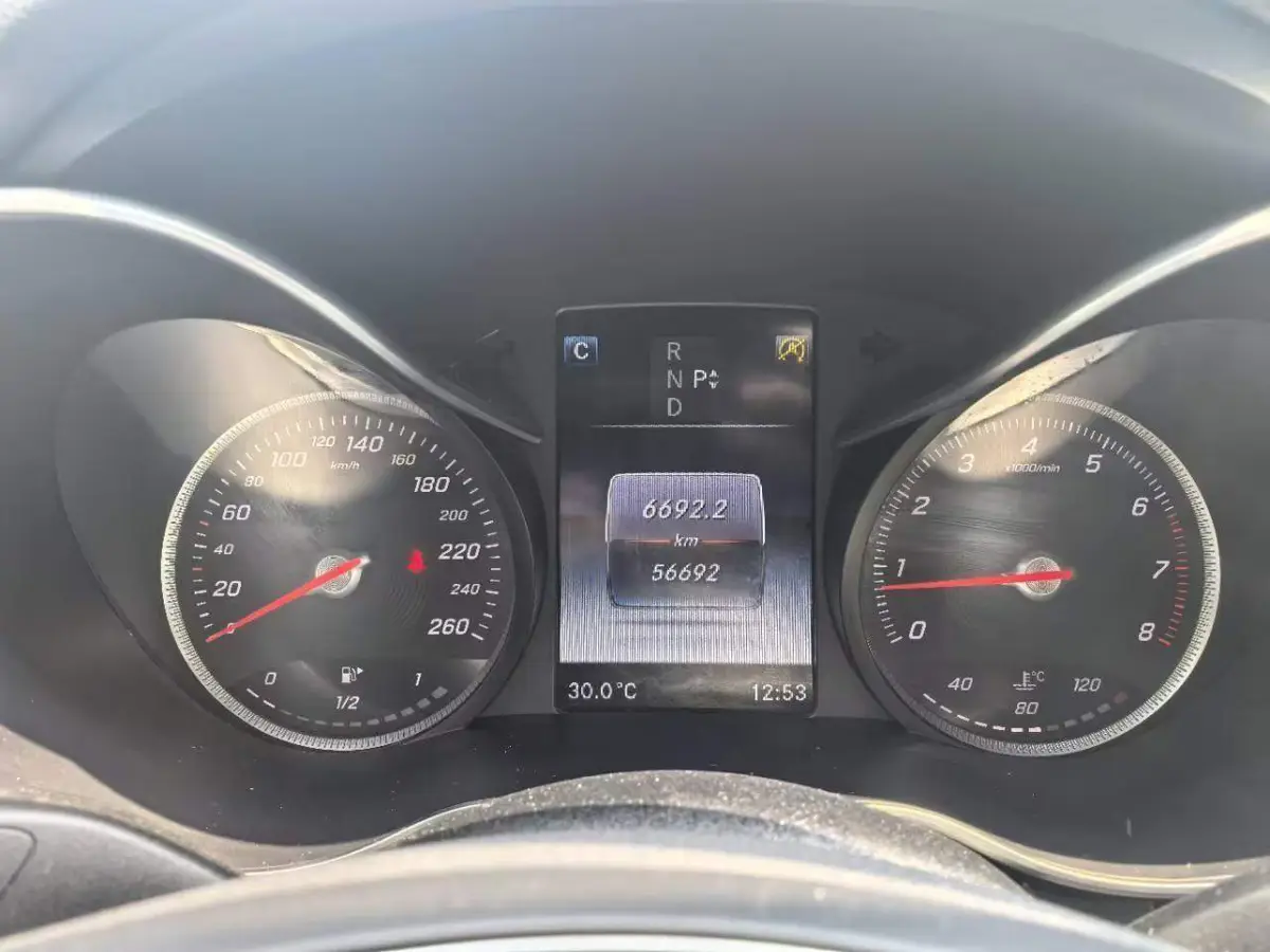 Mercedes-Benz C-Class 2017 C 200 L Sports Edition — 8