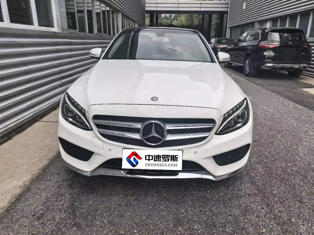 Mercedes-Benz C-Class 2017 C 200 L Sports Edition — 2