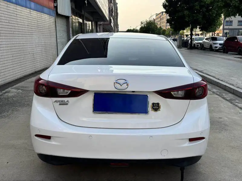 Mazda 3 Angkesaila 2014 Sedan 1.5L Automatic Comfort — 5