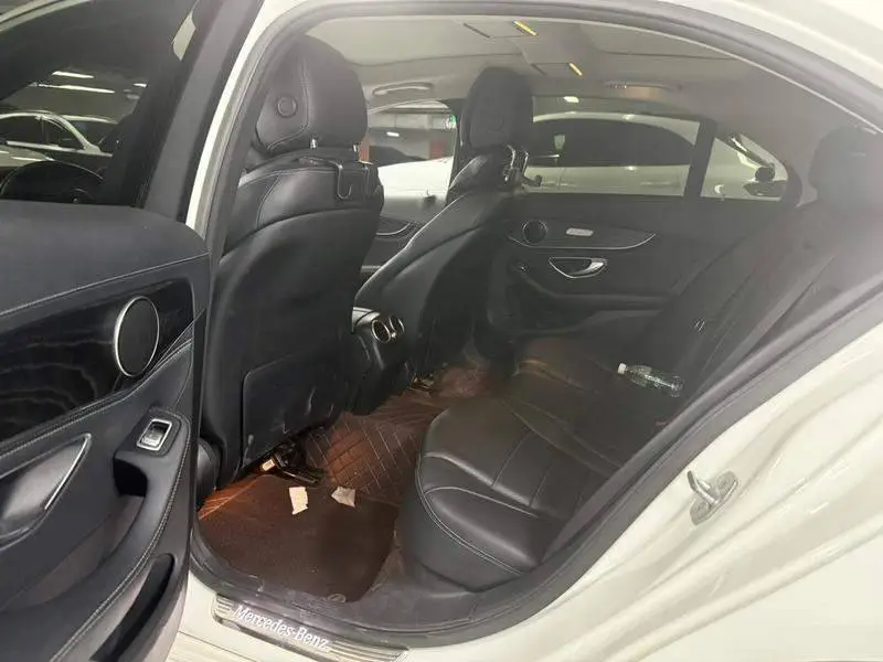 Mercedes-Benz C-Class 2017 C 200 L Sport — 11
