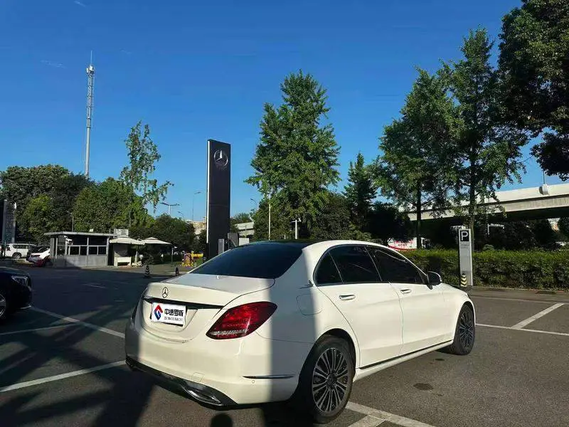 Mercedes-Benz C-Class 2018 C 200 L — 7