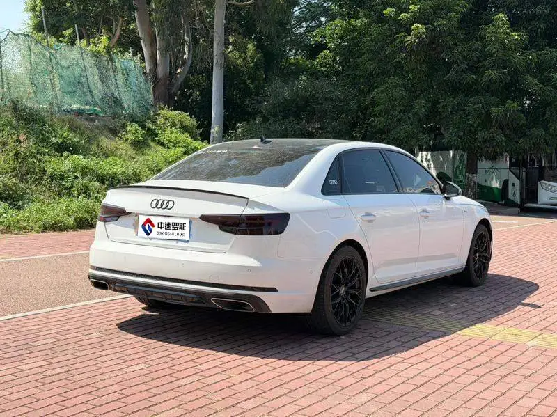 Audi A4L 2019 40 TFSI Fashion National VI — 5