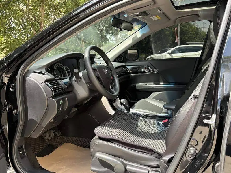 Accord 2016 2.0L Comfort Edition — 9