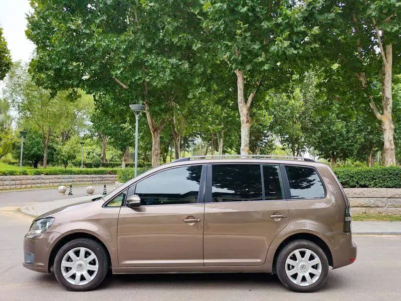 Touran 2013 1.4T Manual Comfort Edition 5 Seaters — 4