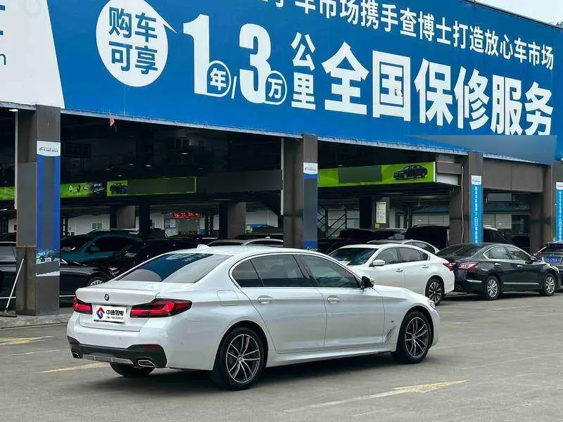 BMW 5 Series 2022 525Li M Sport Package — 6