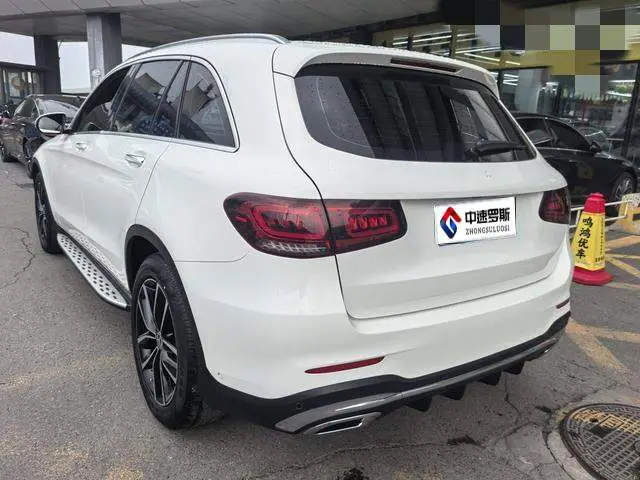 Mercedes-Benz GLC 2021 GLC 300 L 4MATIC Dynamic — 4