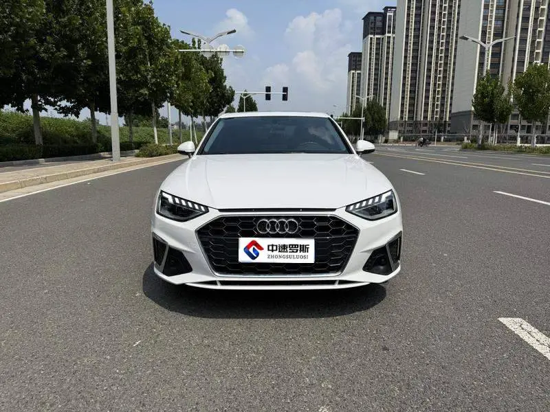 Audi A4L 2020 40 TFSI Stylish and Dynamic — 2