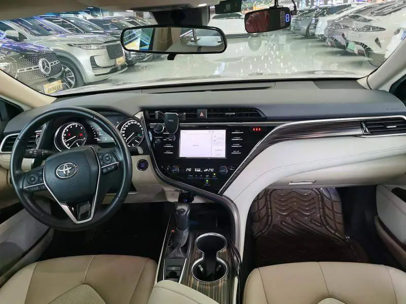 Mercedes-Benz GLC 2017 GLC 260 4MATIC Luxury — 12