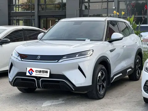 YuanUP 2024 401KM Leading Model