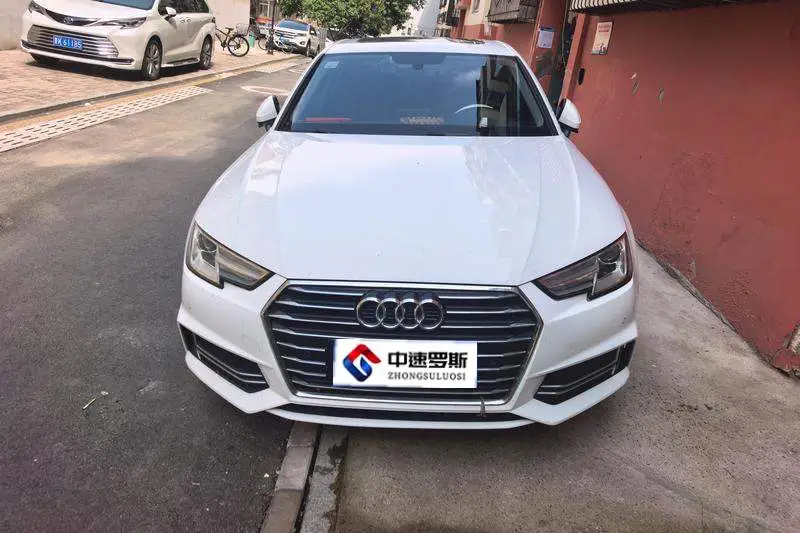 Audi A4L 2019 40 TFSI Progressive National VI — 2