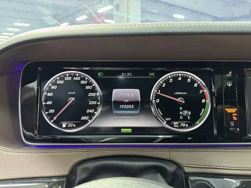 Mercedes-Benz S-Class 2014 S 400 L HYBRID — 12