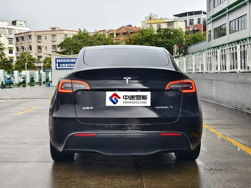 Model Y 2024 rear-wheel drive version — 5