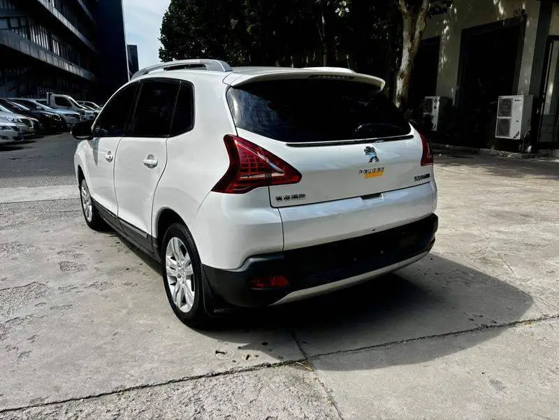 Peugeot 3008 2015 1.6THP Roland Garros Edition — 3