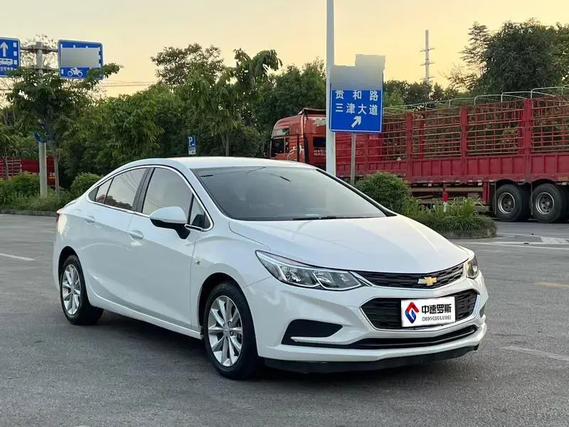 Cruze 2017 1.5L Manual Pioneer Edition — 3