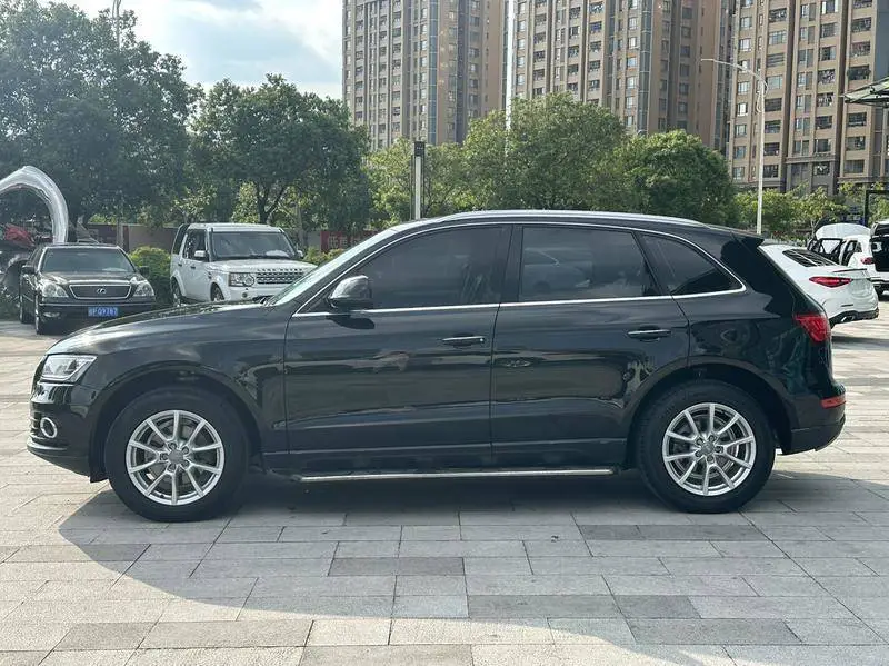 Audi Q5 2017 40 TFSI Progressive — 3