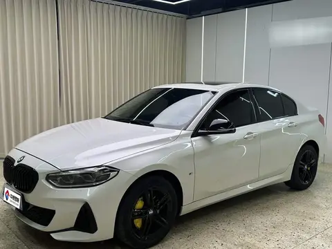 BMW 1 Series 2022 120i M Sport Night Edition