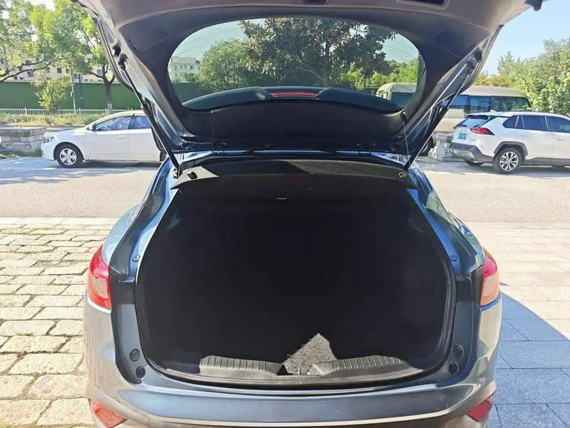 Mazda CX-4 2018 2.0L Automatic 2WD Blue Sky Vitality Edition National V — 17