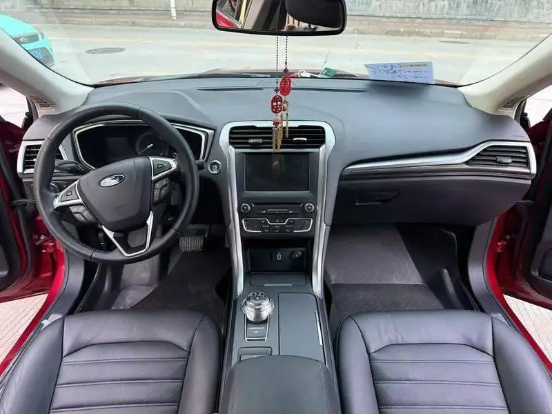 Mondeo 2017 EcoBoost 180 Luxury — 7