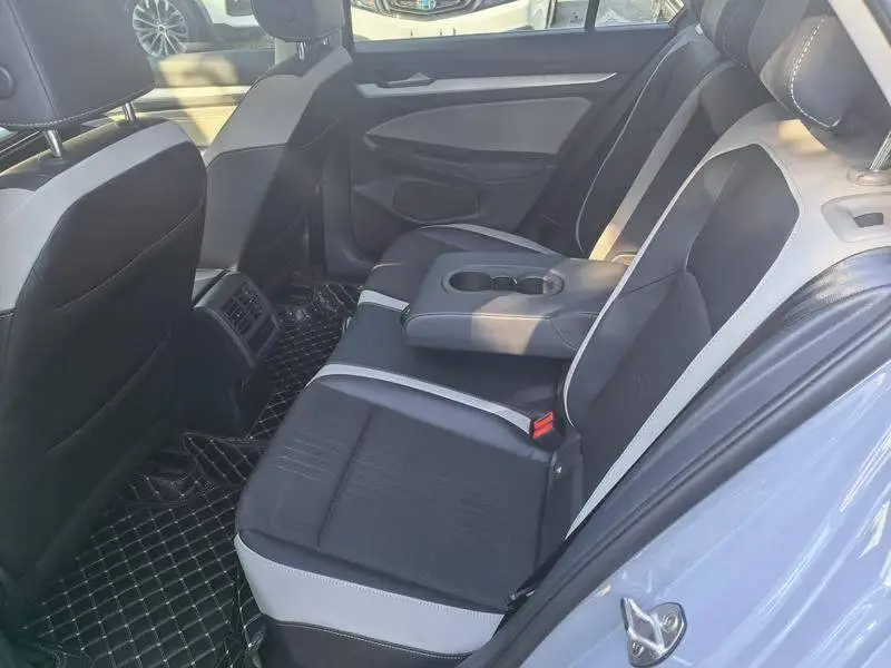 Golf 2023 facelift 280TSI DSG Pro — 11