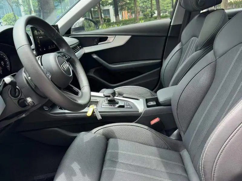 Audi A4L 2020 40 TFSI quattro Luxury Dynamic Edition — 7