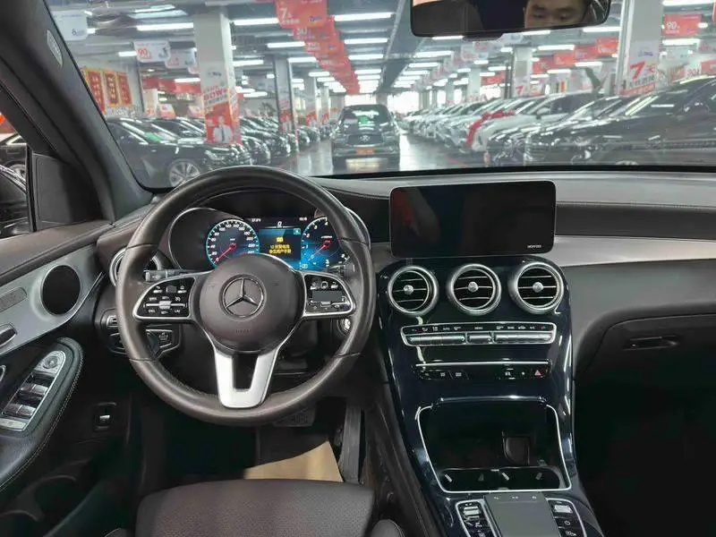 Mercedes-Benz GLC 2020 GLC 260 L 4MATIC Dynamic — 9