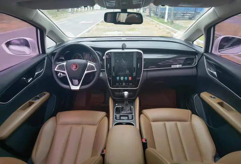 Song MAX 2018 1.5T Automatic Intelligent Connection Premium 6 Seaters — 17