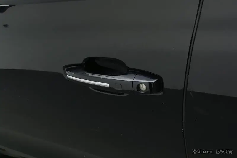 Trumpchi GS7 2017 320T 2WD Luxury Smart Link — 9