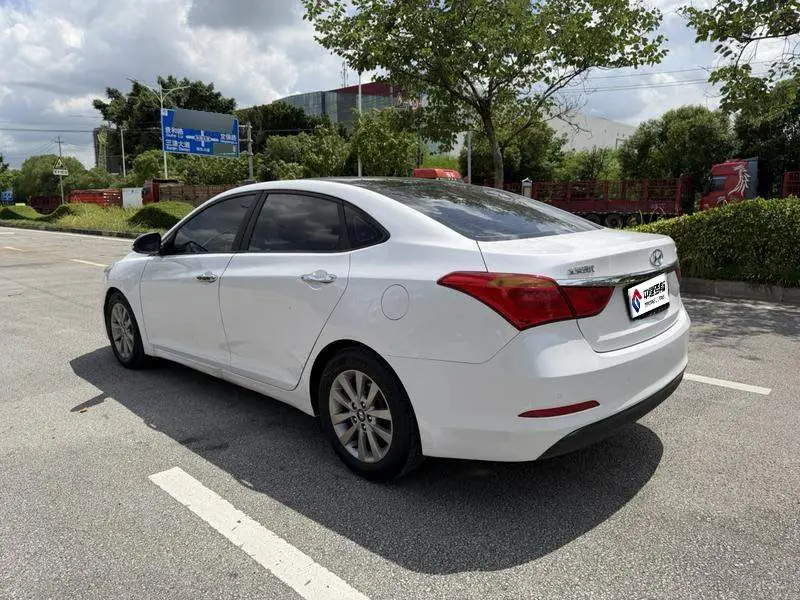 Name map 2014 1.8L Automatic Intelligent GLS — 4