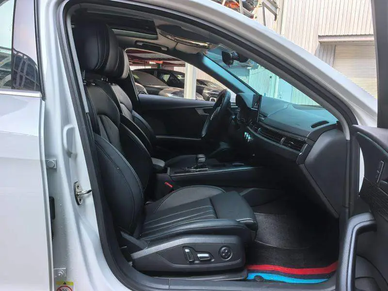 Audi A4L 2024 40 TFSI Stylish and Dynamic — 17