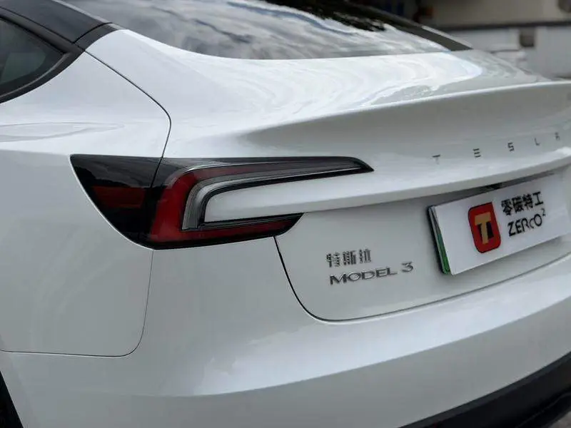 Model 3 2023 rear-wheel drive version — 6
