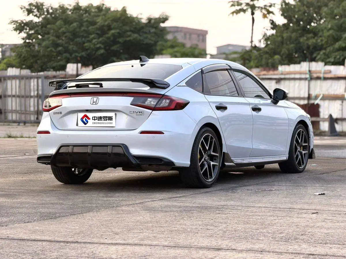 Civic 2023 HATCHBACK 2.0L e:HEV Extreme Control Edition — 8