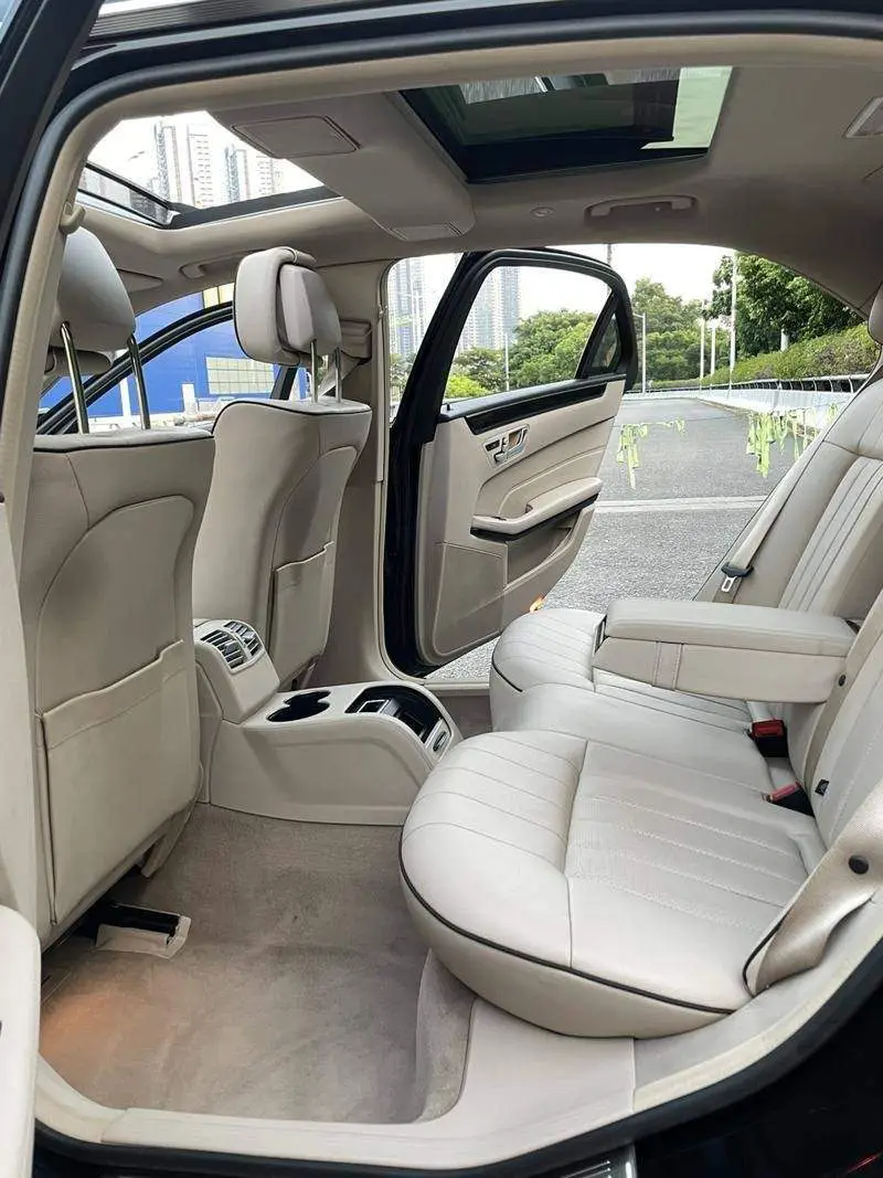 Mercedes-Benz E-Class 2015 E 260 L Sports Fashion Edition — 19
