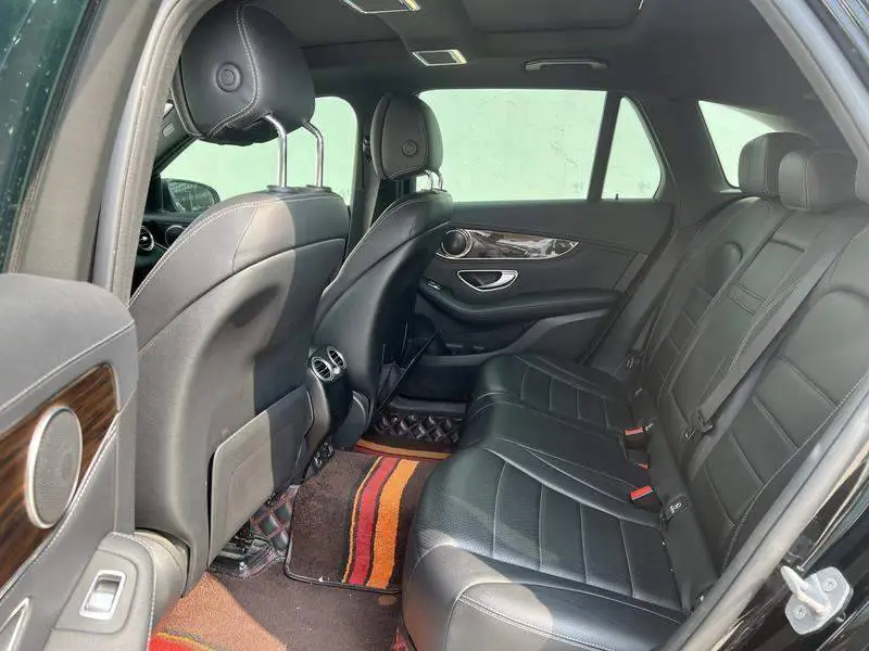 Mercedes-Benz GLC 2019 GLC 260 L 4MATIC Dynamic — 16