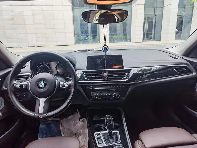 BMW 1 Series 2021 120i M Sport Night Edition — 7