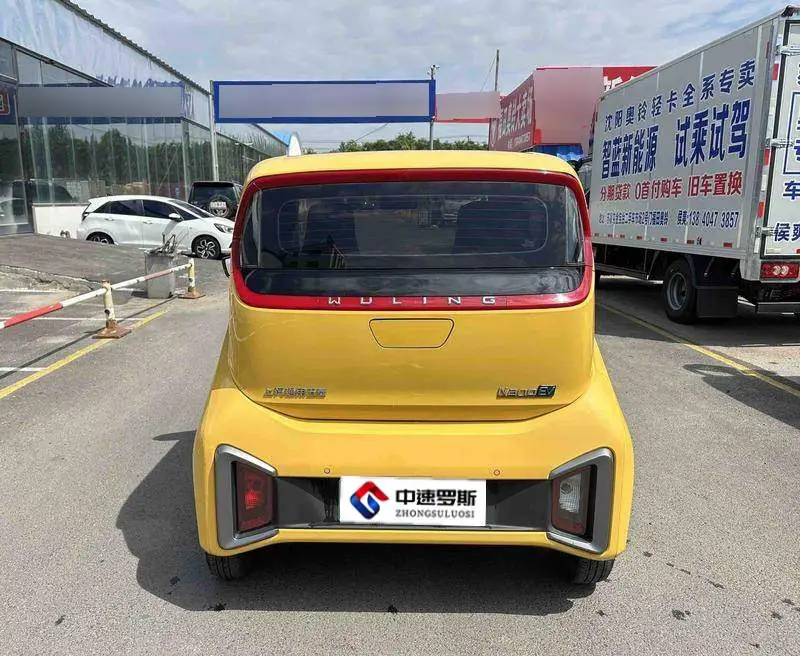 Wuling NanoEV 2021 Fun Model-High Power Edition — 8