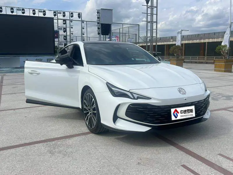 MG7 2023 1.5T DCT Elegant Edition — 3