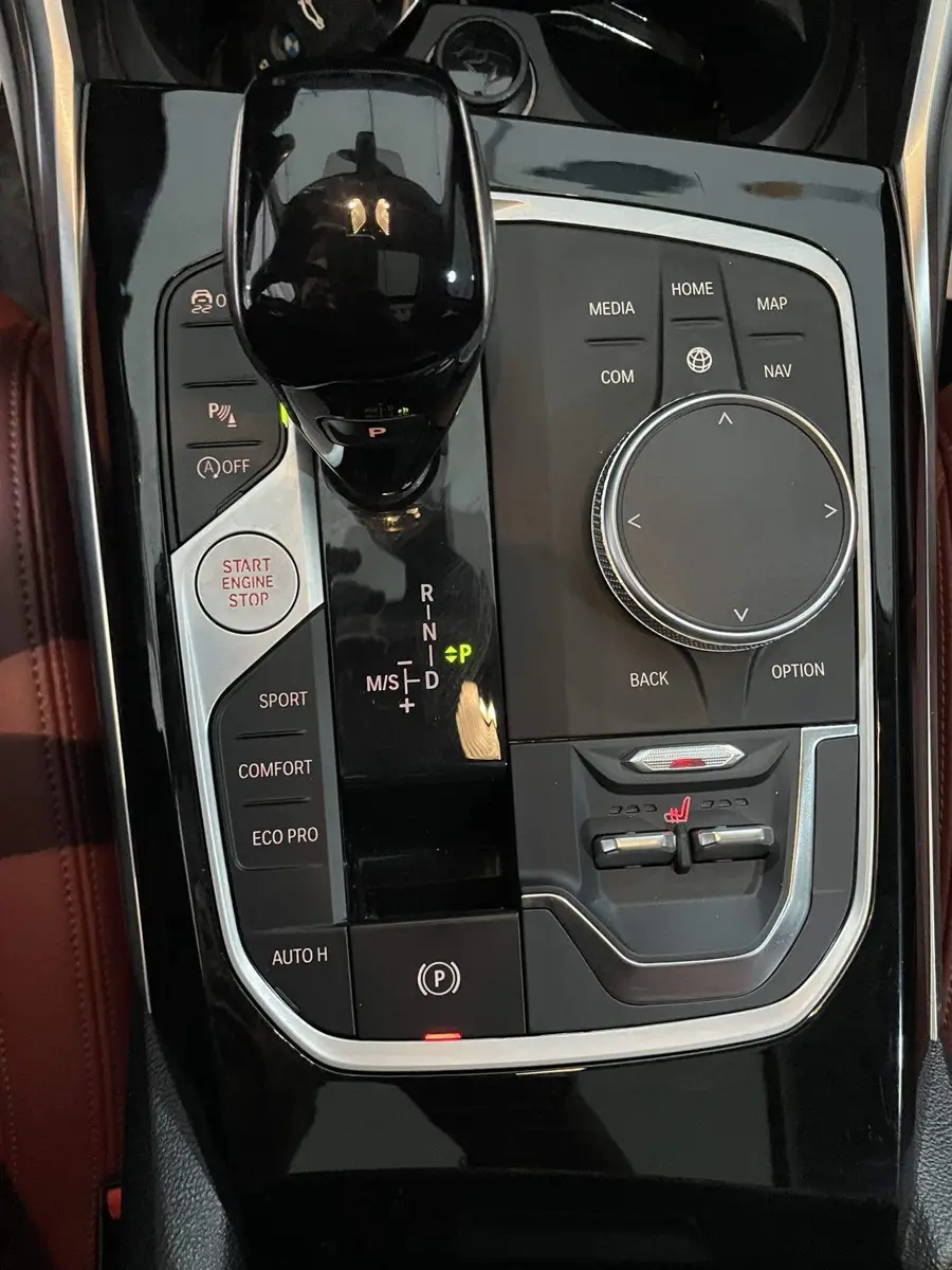 BMW 3 Series 2022 facelift 320Li M Sport Package — 8