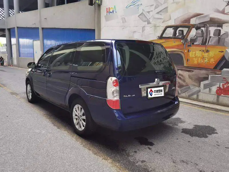 Buick GL8 2012 2.4L BASE Comfort Edition — 4