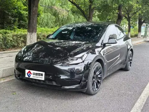 Model Y 2022 rear-wheel drive version