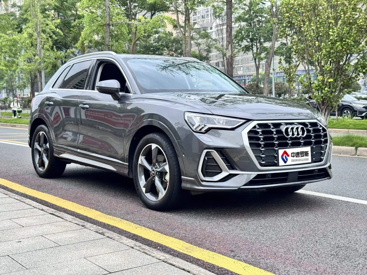 Audi Q3 2022 35 TFSI Stylish and Dynamic — 3