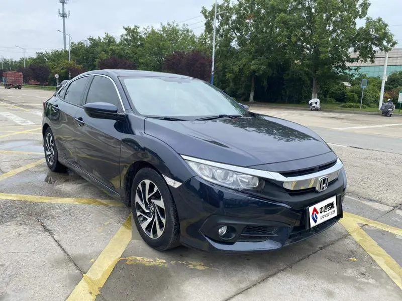 Civic 2016 220TURBO CVT Deluxe Edition — 3