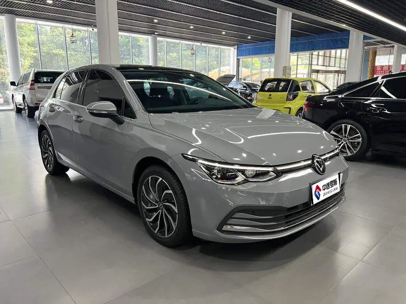 Golf 2023 facelift 280TSI DSG Pro — 2
