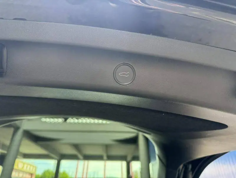 Model Y 2024 rear-wheel drive version — 10