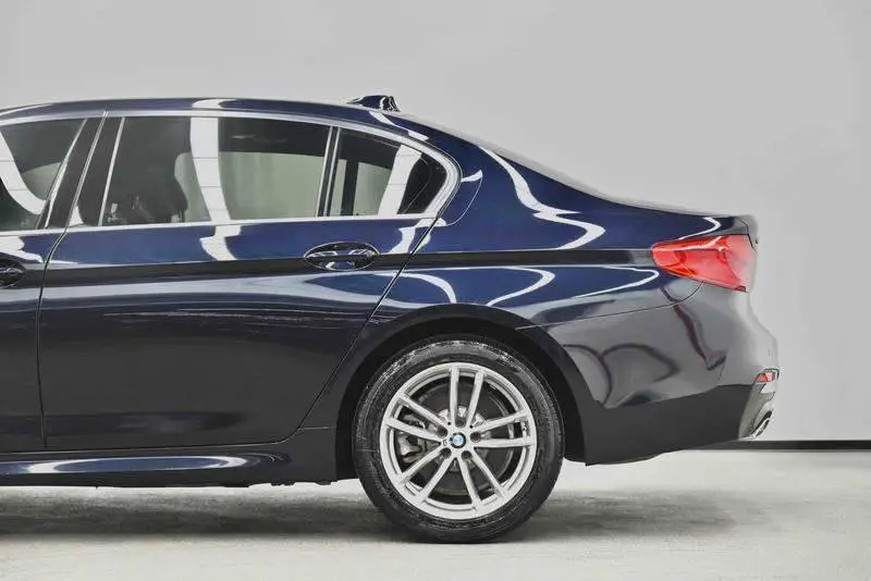 BMW 5 Series 2020 525Li M Sport Package — 12