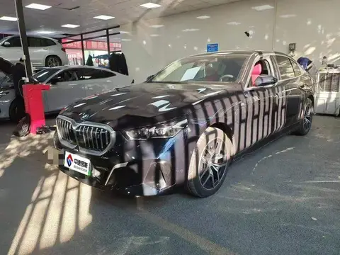 BMW i5 2024 eDrive 35L M Sport Package
